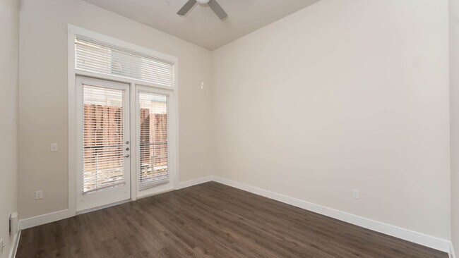 Living Room with Hard Surface Flooring - Flora