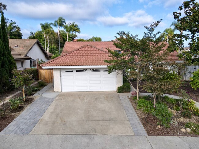 Building Photo - Remodeled Ranch Style Home in the Rancho P...