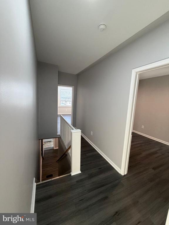 Photo - 38 N Redfield St