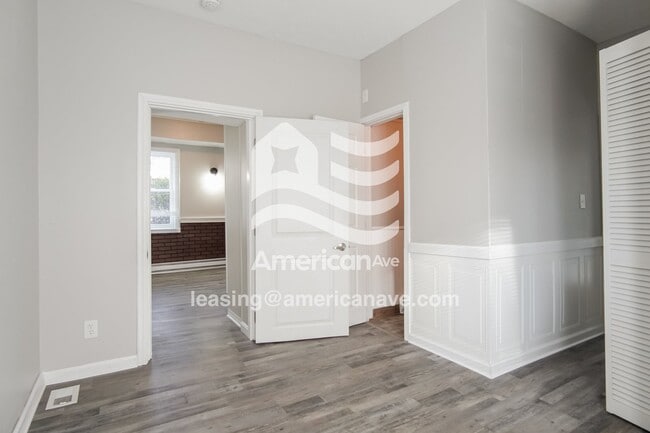 Photo - 914 Western St