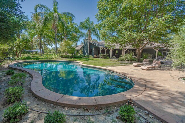 Horse Property - Ranch Style 4 Bedroom Sin... - Horse Property - Ranch Style 4 Bedroom Sin... House