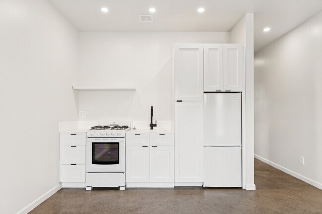 Photo - 1717 W Berridge Ln
