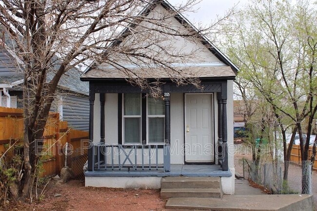 Photo - 315 E City Center Dr House