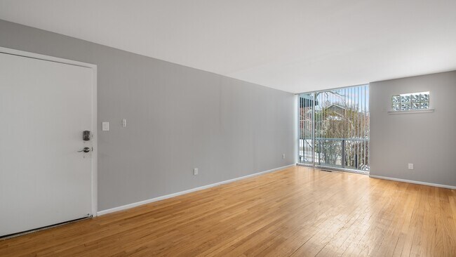 Photo - Galpin Apartments