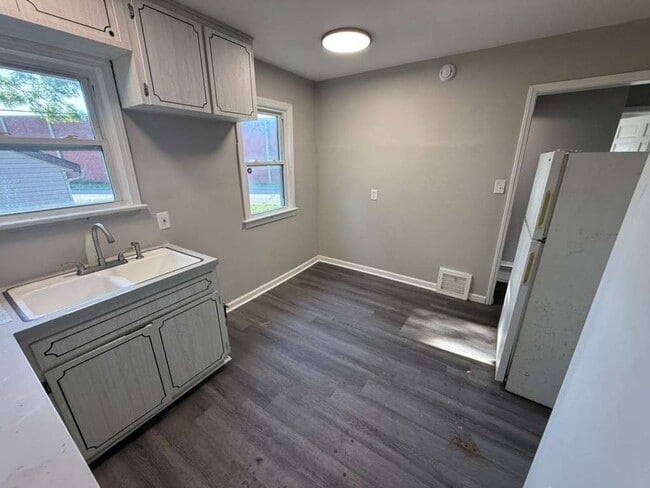 Photo - Convenient Showings — No Appointment Needed!