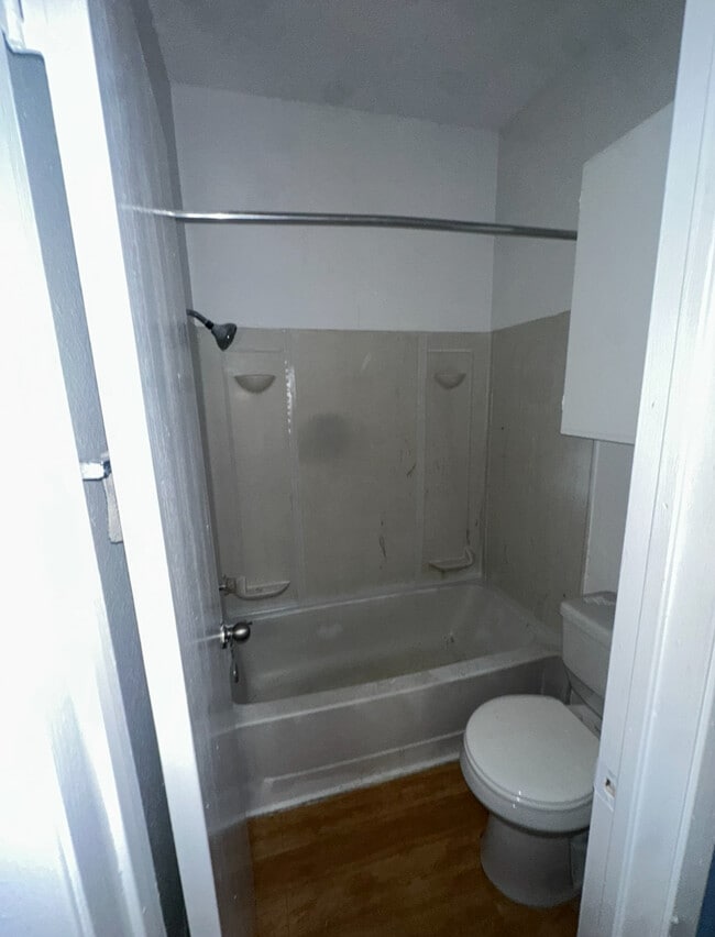 Photo - 9504 Kempler Dr Unit A