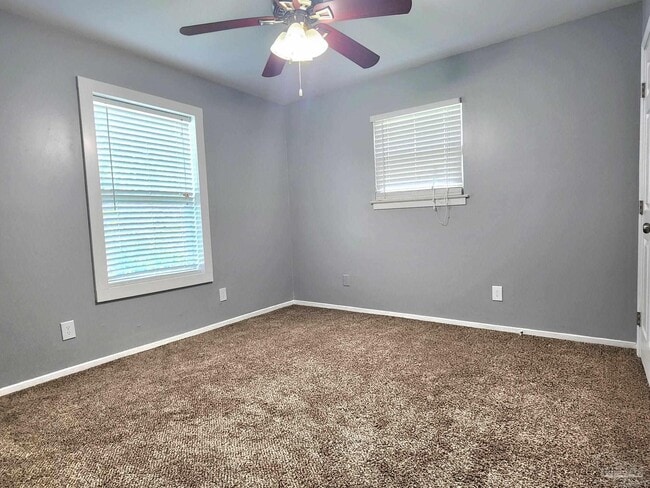 Photo - 901 Lucerne Ave