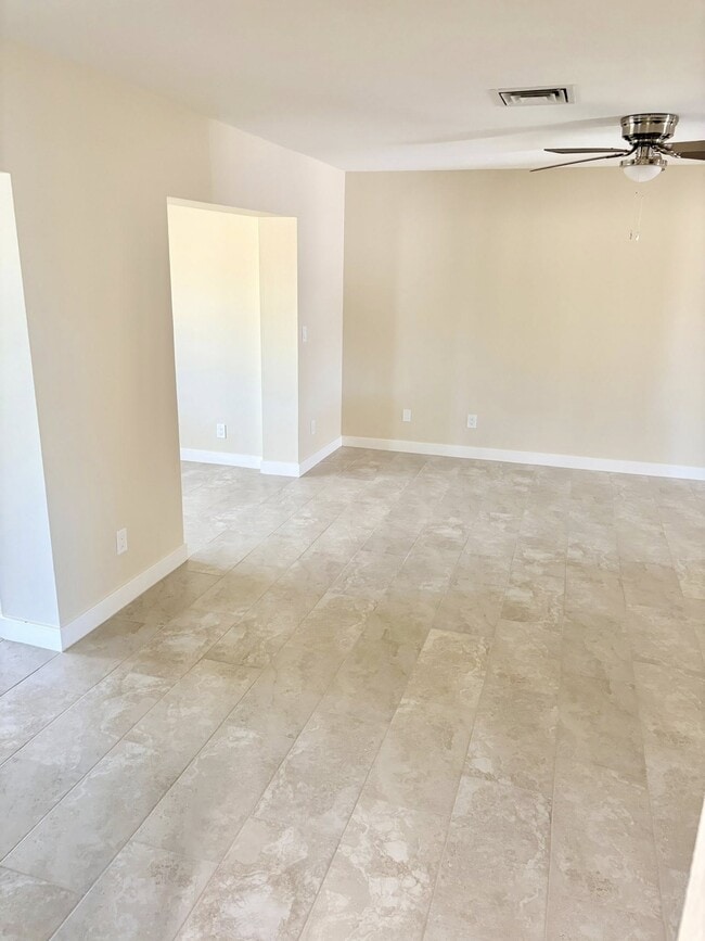 Photo - 8626 W Greenbrian Dr