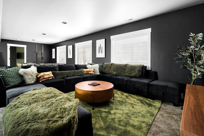 Photo - 323 Deer Creek Rd Unit ID1038983P