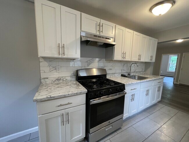 Photo - 690 S 18th St Unit 1