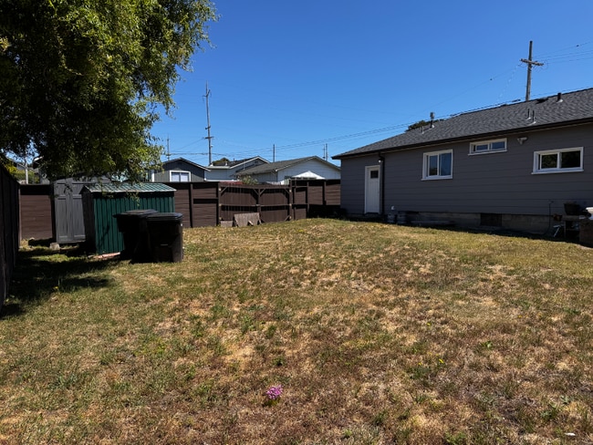 Photo - 624 Creighton St