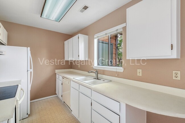 Photo - 2265 S Buckley Rd