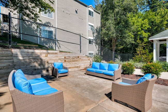 Photo - Allyson Gardens