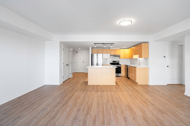 Photo - Summer Crest Apartments