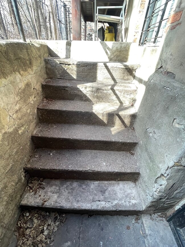 Photo - 440 E 42nd St Unit Bronzeville Studio