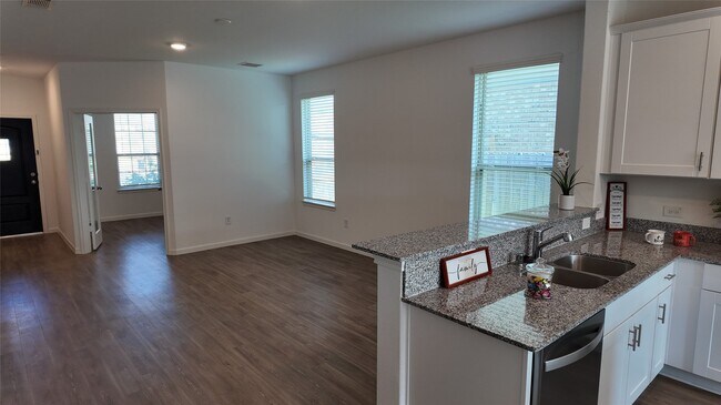 Photo - 1328 Bright Hl Dr