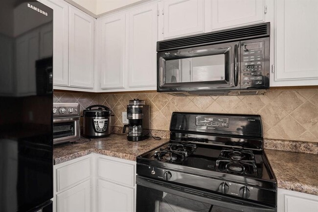 Photo - 1504 Black Cherry Dr