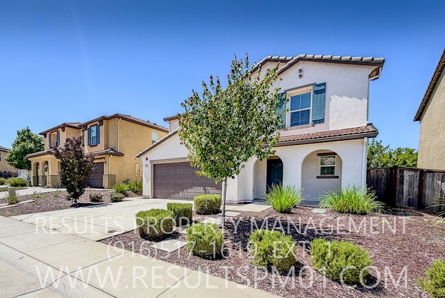 Photo - Lovely and Spacious 4 Bedroom Rocklin Home