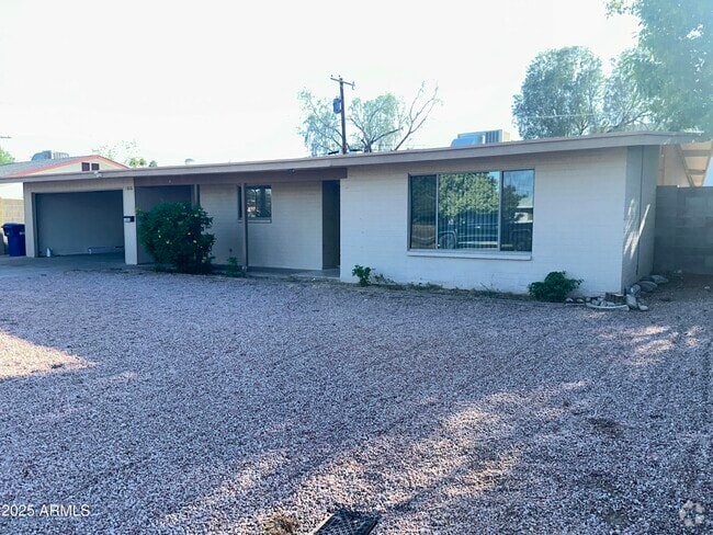 Building Photo - 1808 N Aster St Rental
