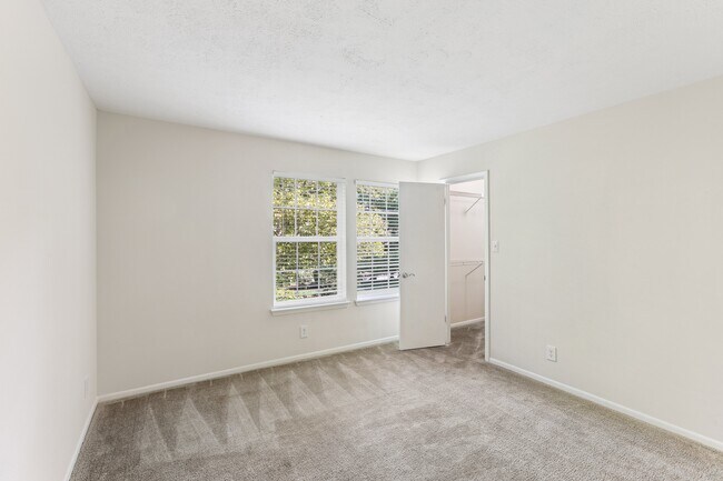 Photo - Cherry Knoll