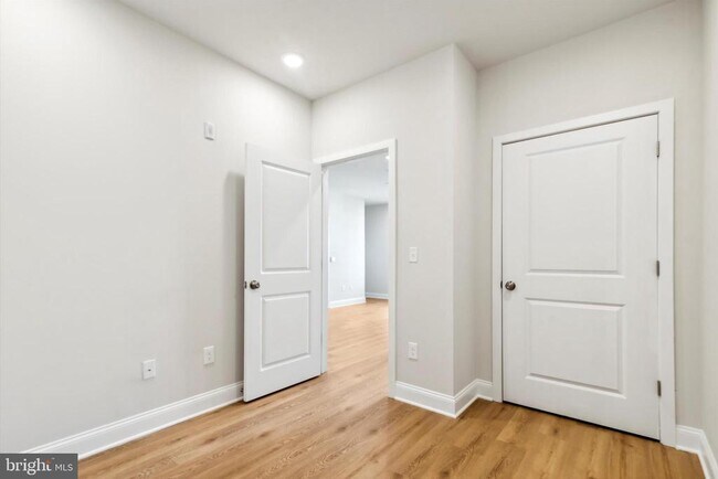 Photo - 2157 E Lehigh Ave Unit 601