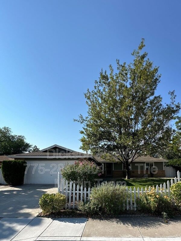 Building Photo - 767 Van Meter Dr