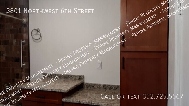 Photo - 3801 NW 6th St