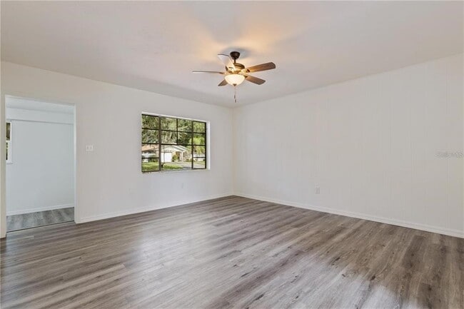 Photo - 112 S Fern Rd