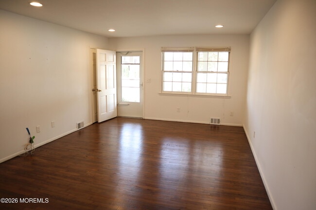 Photo - 721 Burnt Tavern Rd Unit Apt D