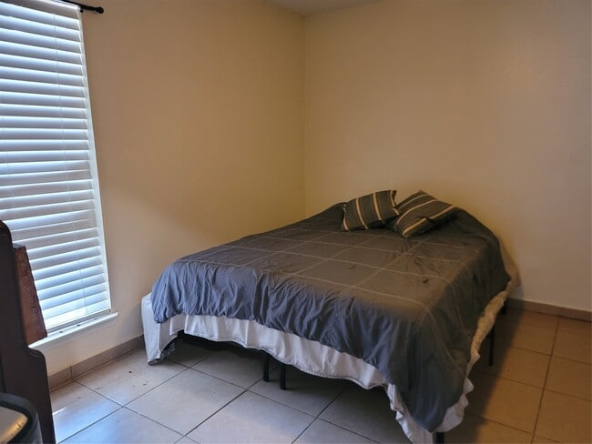 Photo - 12615 Brookglade Cir Unidad 409