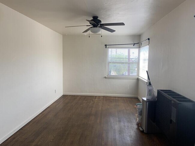 Photo - 4162 1/2 Monroe Ave