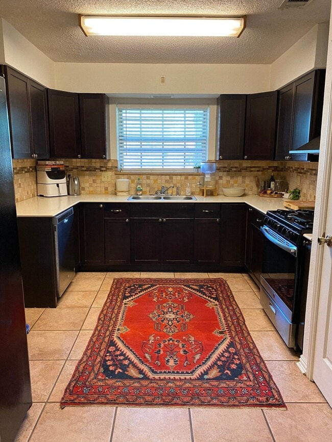 Photo - 2512 Berwyn Cir