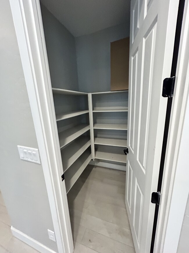 Photo - 104 Barton Bay Ave