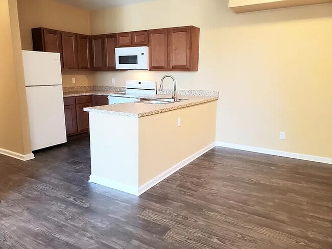 Photo - Montgomery Apartments