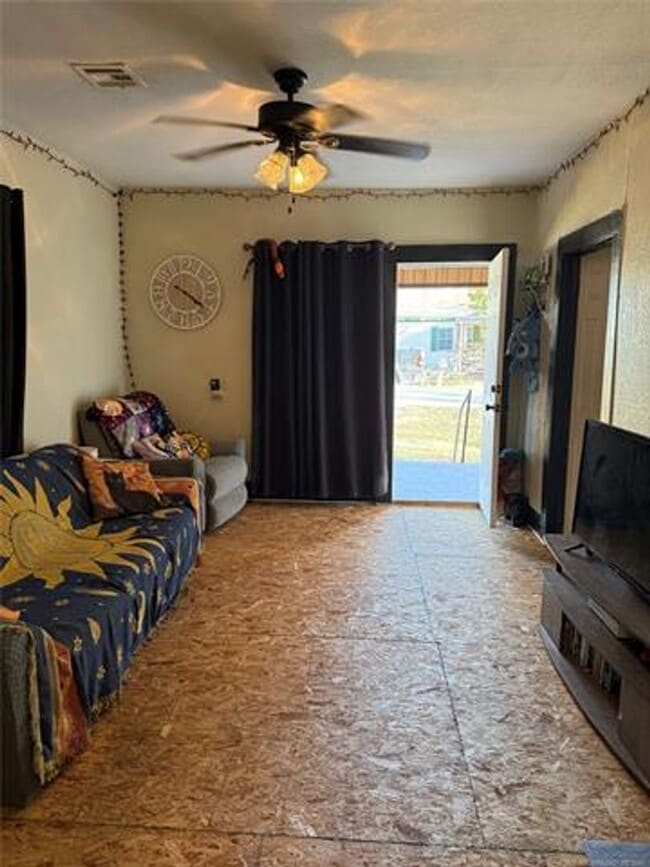 Photo - 2 Bedroom Home $950/month