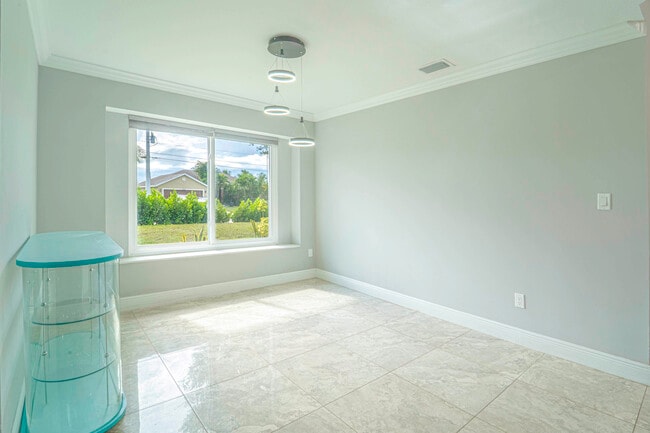 Photo - 3989 SW Jarmer Rd