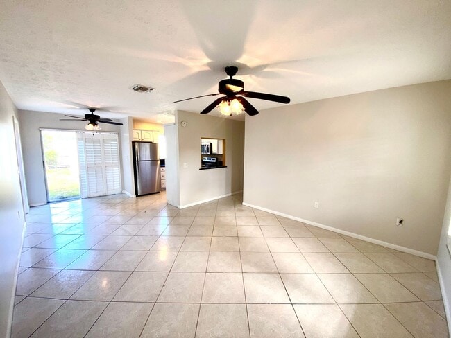 Photo - 4557 W Alhambra Cir