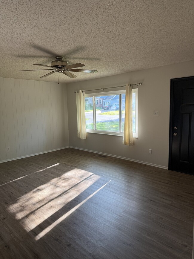 Photo - 7602 Elton St