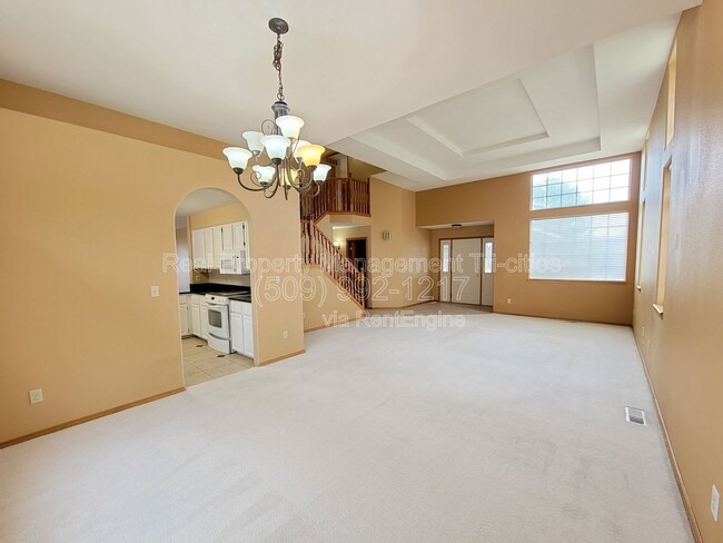 Photo - 2918 S Ledbetter Pl