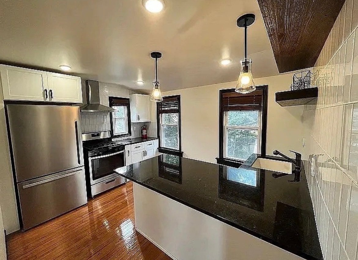 Photo - 10 Fairview Pl Unit #2