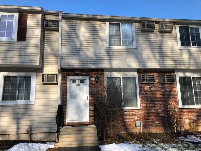 Photo - 92 Cynthia Ln Unidad D4