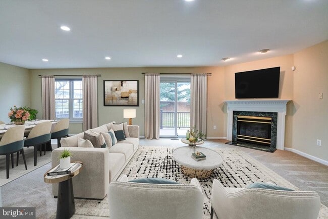 Photo - 115 Gleneagles Dr