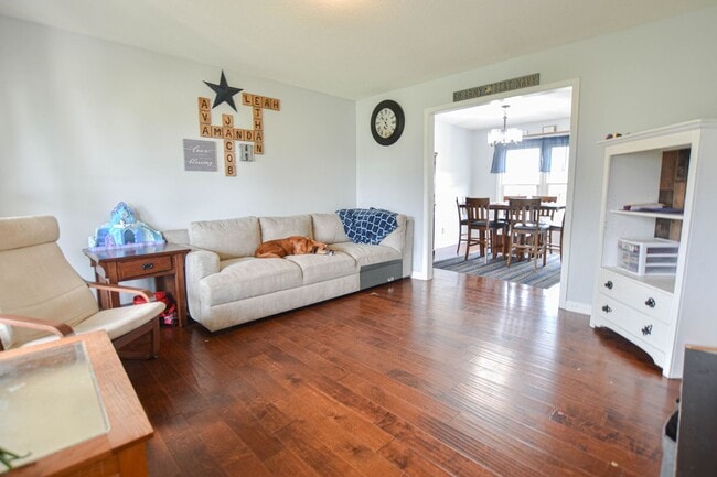 Photo - Pet Friendly Five Bedroom!