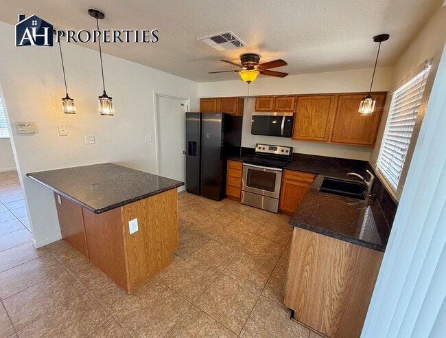 Photo - 3222 W Villa Maria Dr