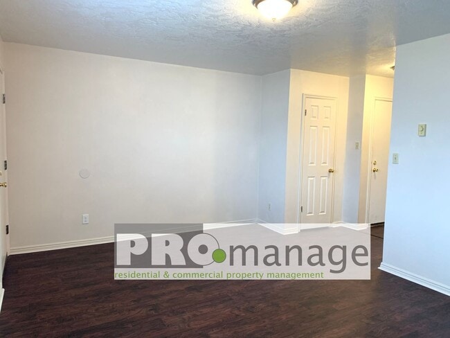Photo - 2167-2167 Meppen Dr Unit 2161 (UL)
