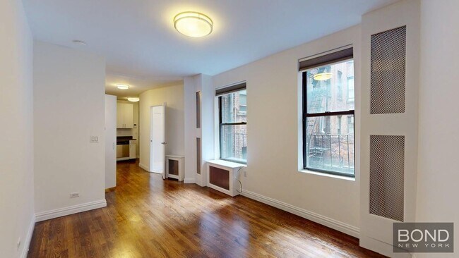 Building Photo - 151 Mott St Unit 7 Rental