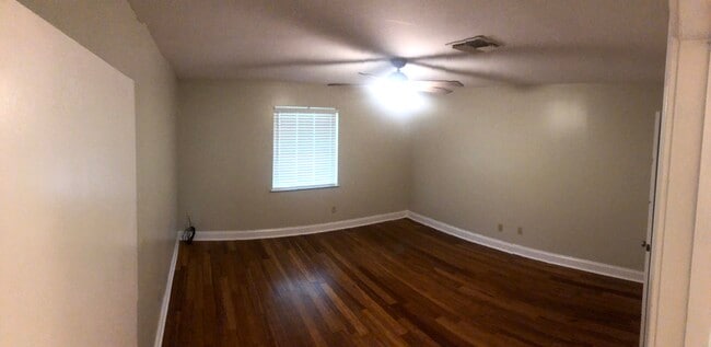 Photo - 207 Timothy Dr