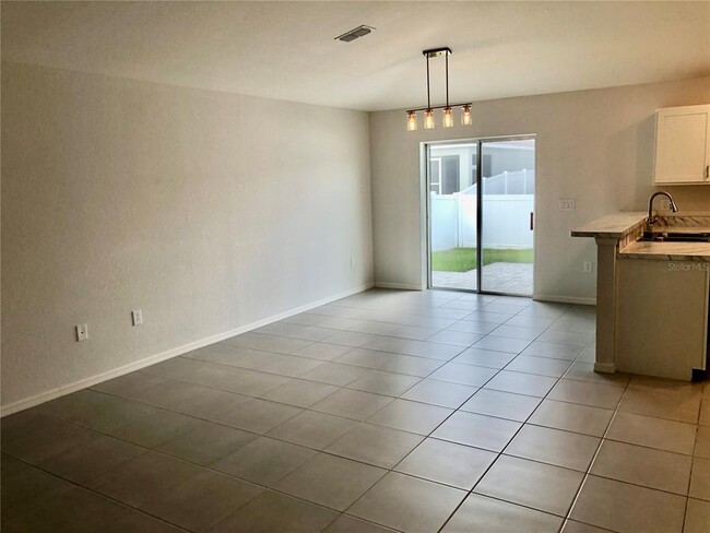 Photo - 332 Cascara Ln