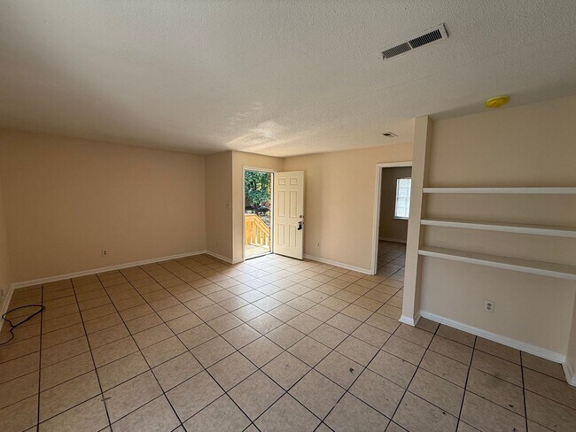 Building Photo - 4902 Cotton Row NW Unit C Rental