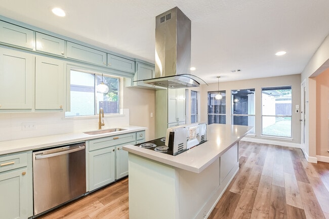 Photo - 11818 Oakcroft Dr